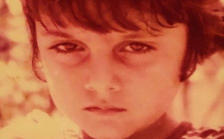 Meet star kid, who was once called Bollywood fourth Khan, gave no solo hits, made a thunderous comeback with…