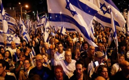 Massive Protests Sweep Israel, Demanding Release of Hostages Held in Gaza
