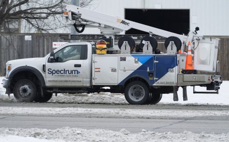 Spectrum makes a desperate move to win back fleeing customers