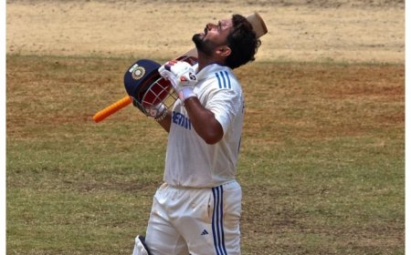Rishabh Pant performs ‘puja’ of his bat before going out to bat on Day 3 of IND vs BAN 1st Test – Watch