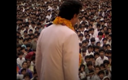 This superstar wanted to become lead actor, became villain instead, people used to hide their wives after seeing him