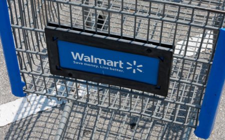 Walmart is selling a 'sturdy' $280 rattan patio set for only $190, and it's 'very comfortable'