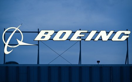 Analyst adjusts Boeing stock price target on strike impact