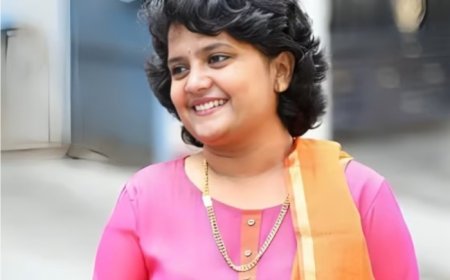 This actress made her debut as a child artist, quit films at peak of her career, cracked UPSC exam to become IAS officer, she is from…