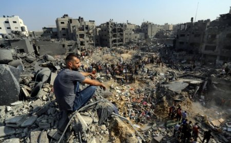 Israel launches intense airstrikes in southern Lebanon, kills over 450 as conflict with Hezbollah ratchets up