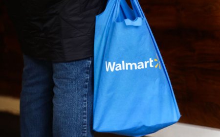 Walmart is selling a $400 heated massage recliner for only $240 that shoppers say is 'great for back problems'