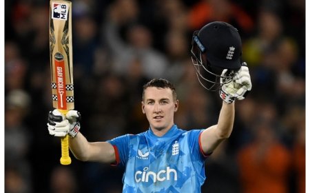 WATCH: IPL’s most expensive player smashed for 19 runs in an over by Harry Brook and Will Jacks