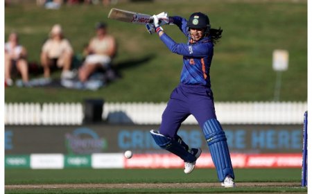 Smriti Mandhana: India vice-captain looks to make mark in World Cup
