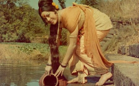 Made for just Rs 30 lakh, this film earned Rs 5 crore, gave tough competition to Sholay, but producer lost all money, the film was…