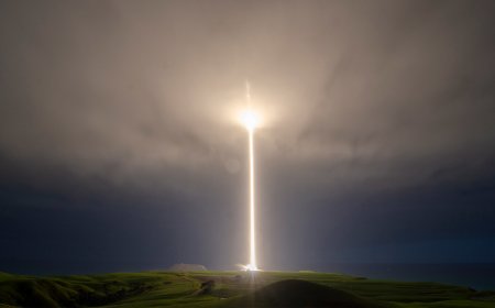 Veteran analyst makes surprising decision on Rocket Lab stock after surge