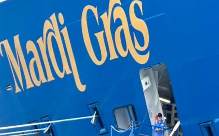 Carnival Cruise Line's John Heald shares look inside a crew cabin