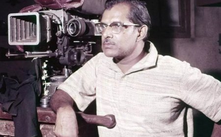 This man was Amitabh Bachchan’s ‘Godfather’, a star director, Dharmendra was afraid of him, his debut film was…