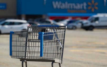 Walmart is selling a 'cozy and warm' $150 flannel sheet set for only $65 — and it's like 'sleeping in a cloud'