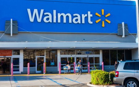 Walmart is selling an 'amazing' $299 cookware set for only $70, and shoppers call it the 'very best'