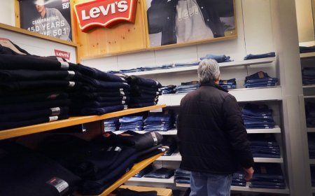 Levi's collabs with iconic singer following disappointing Q3