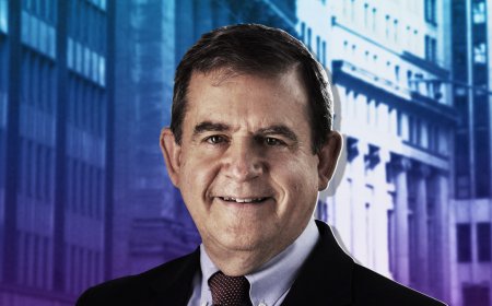 Veteran investment strategist puts 3 top stocks in focus