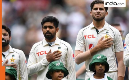 WATCH: Shaheen Shah Afridi vs Babar Azam rivalry out in open, Pakistan pacer caught on camera insulting teammate